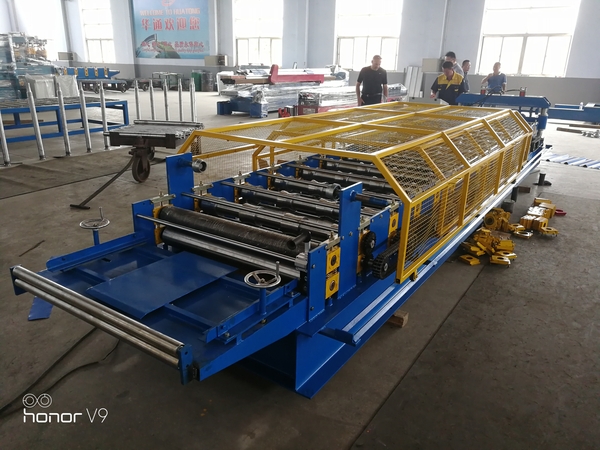 high speed panel forming machine