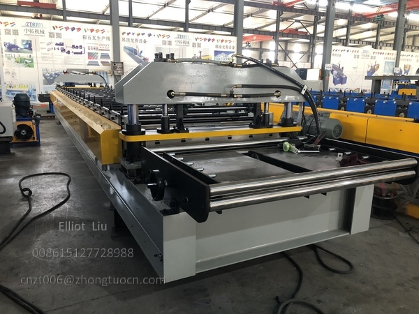 Roof tile making machine – feeding section