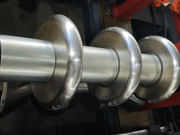 Details of the rollers of the Guardrail Bending Machine