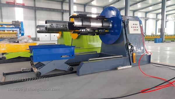 Decoiler feeder machine and loading vehicle