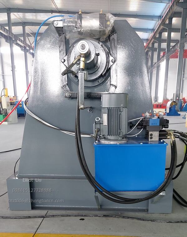 The hydraulic pump of the decoiler feeder machine